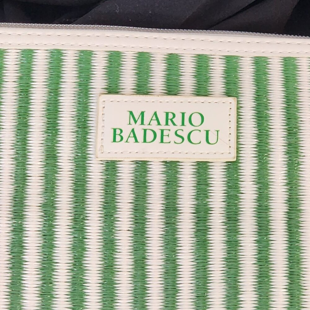 Mario Badescu Green and White Poly Striped Fully Lined Italian Design Makeup Bag - Picture 2 of 16